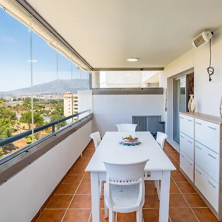 Cubo's Vega & Parking * Fuengirola