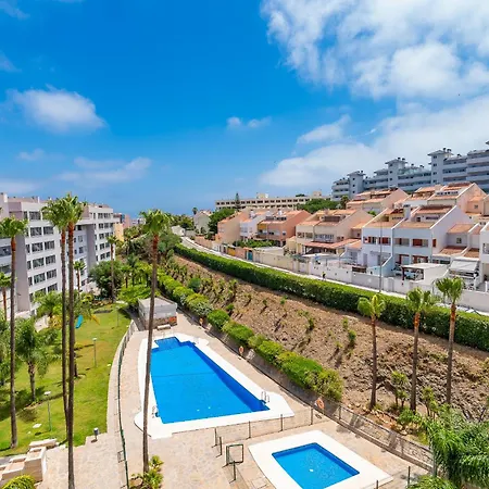 Cubo's Vega & Parking * Fuengirola