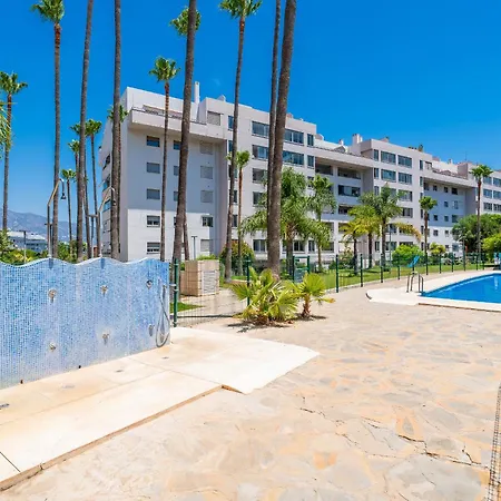 Cubo's Vega & Parking Fuengirola